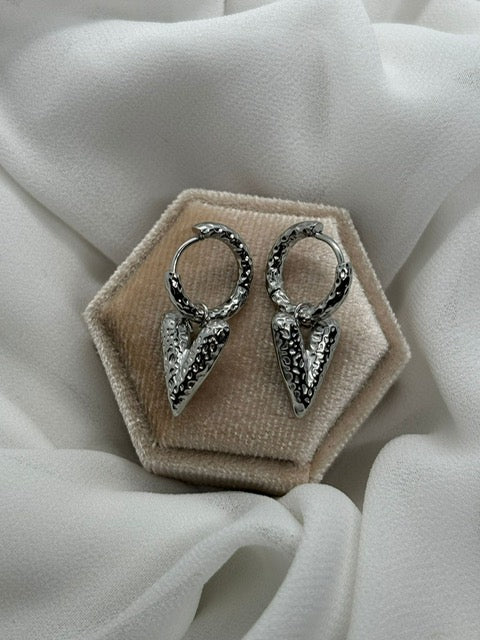 Love on top Earrings