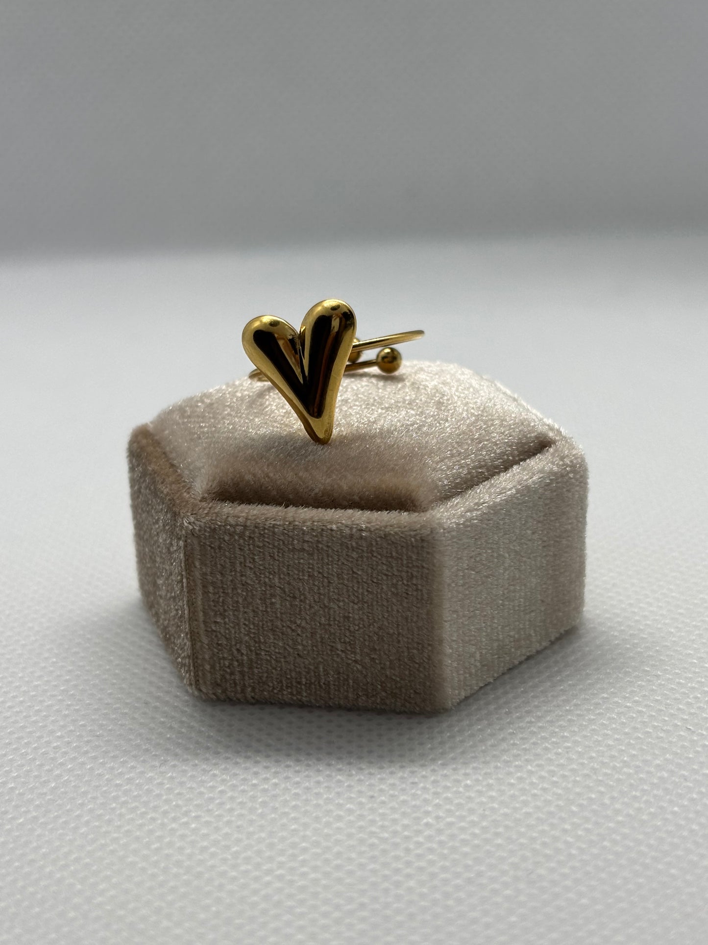 Aesthetic Heart Ring