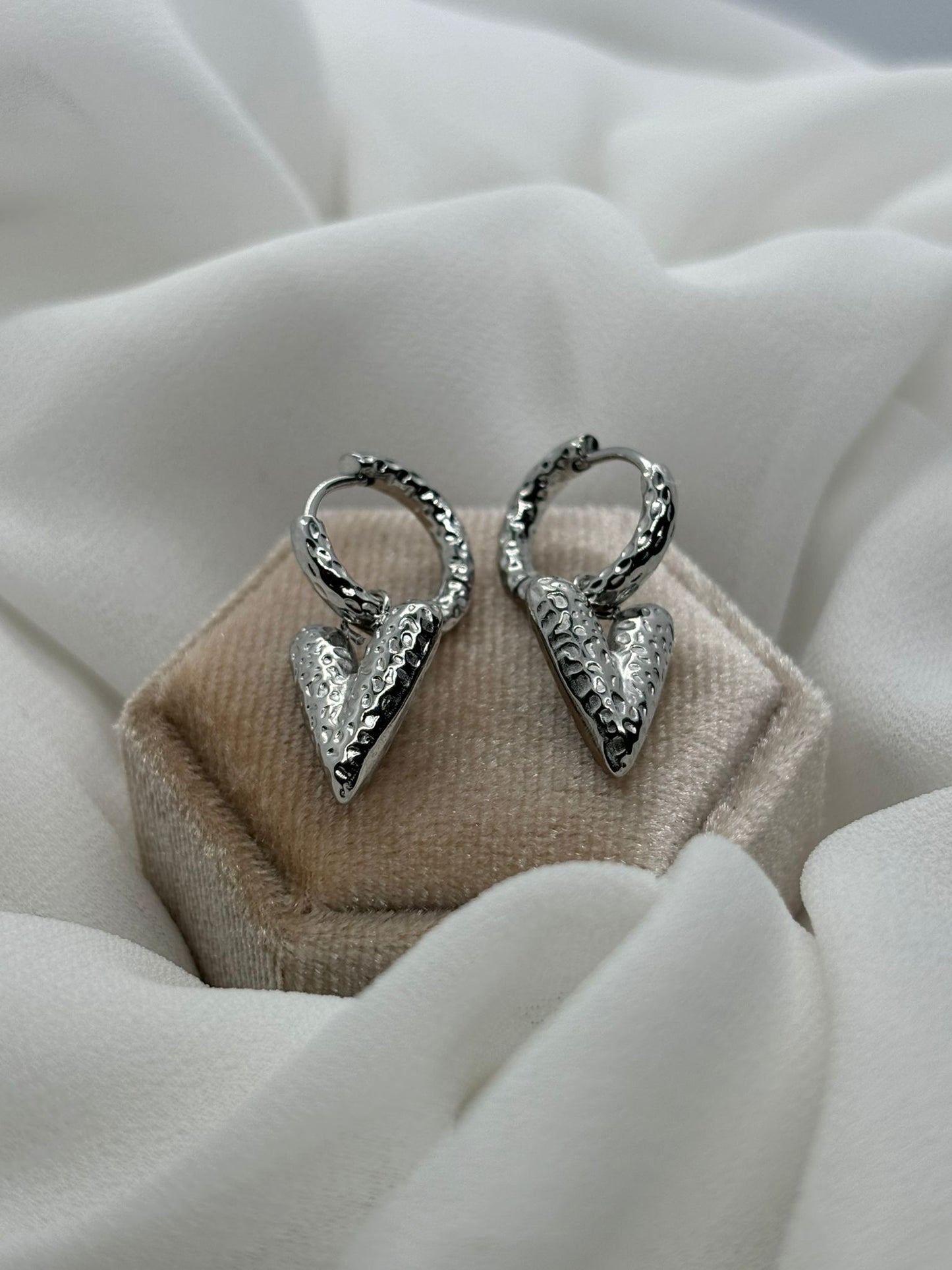 Love on top Earrings